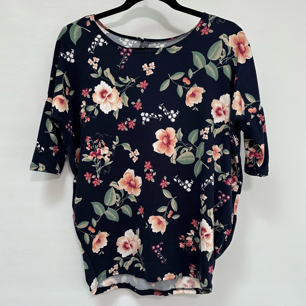 Agnes & Dora Navy Floral Dolman - XS